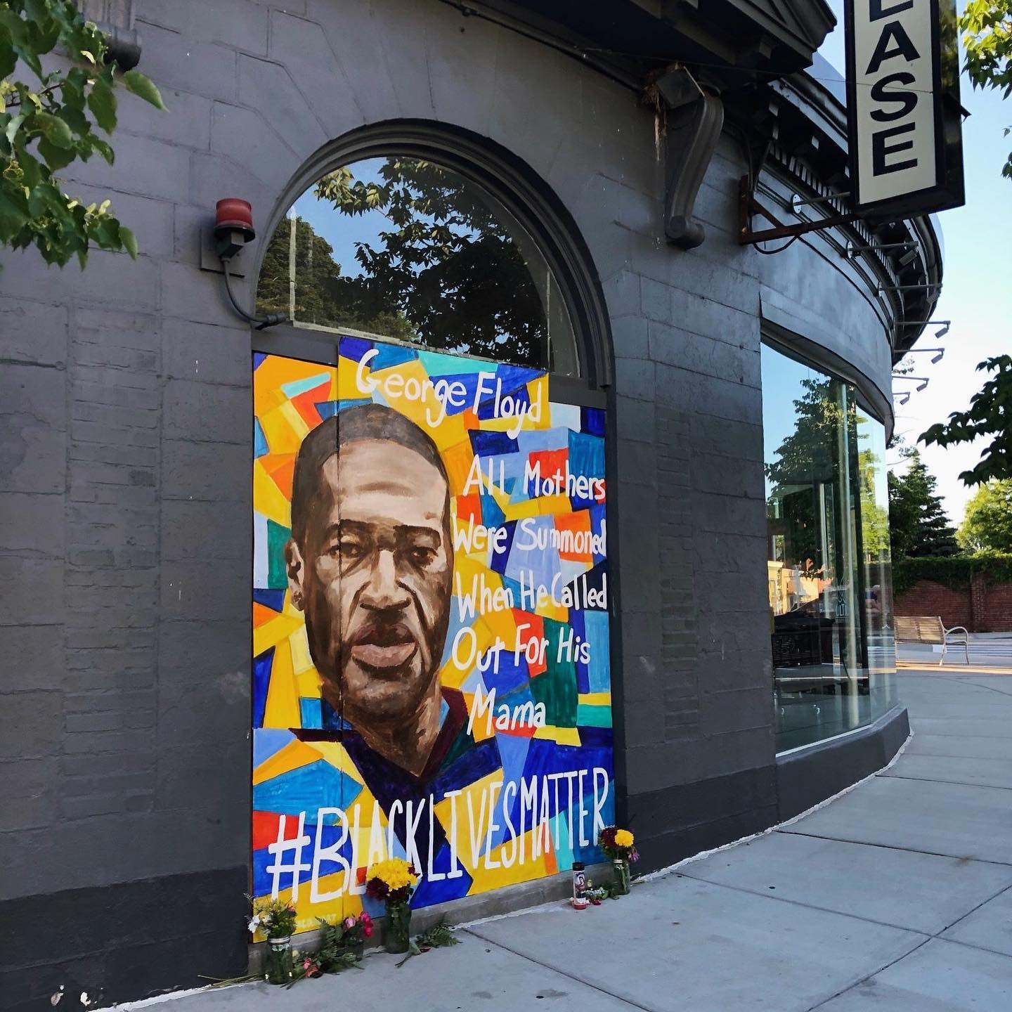 abeautifulmuralhasbeenpaintedtohonorgeorgefloydinhydesquarethepaintingwasfundedby | JP Rentals  Sales alt taga beautiful mural has been painted to honor george floyd in hyde square the painting was funded by