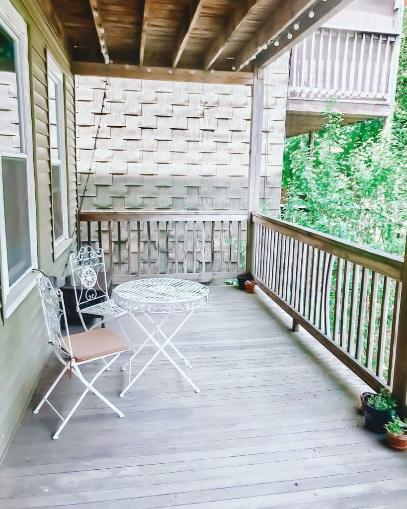 alt tagnew listing carefree commuter commuting downtown could not be easier with the red line only 01 mile 11